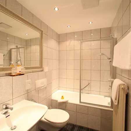 Western Wuerzburg-sued 3*
