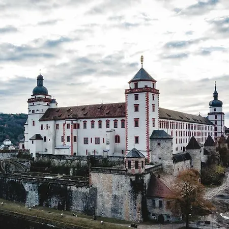 Western Wuerzburg-sued ホテル 3*